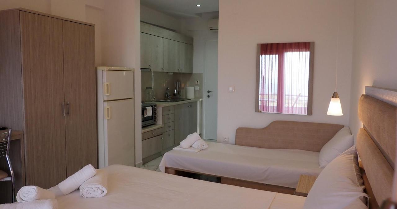 Valiant Sea Aparthotel Kriopigi Ngoại thất bức ảnh