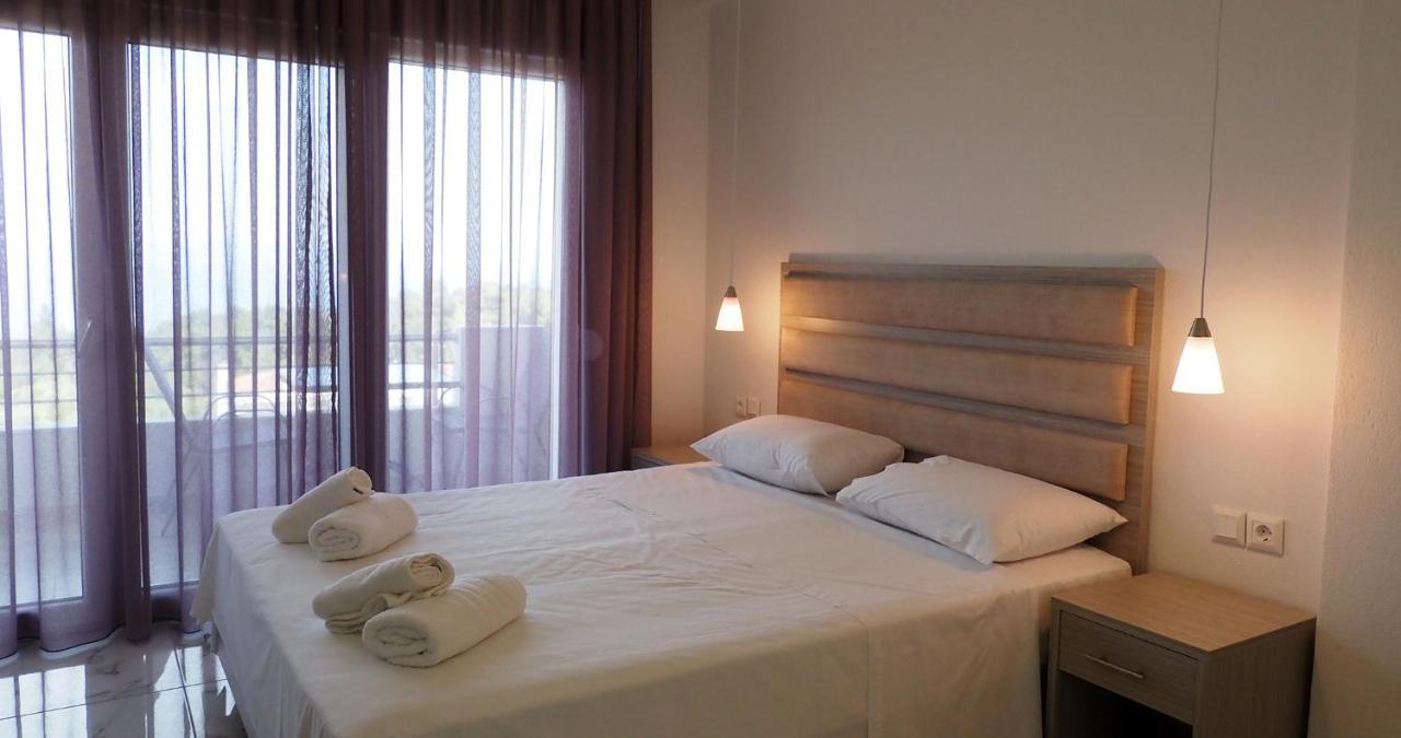 Valiant Sea Aparthotel Kriopigi Ngoại thất bức ảnh