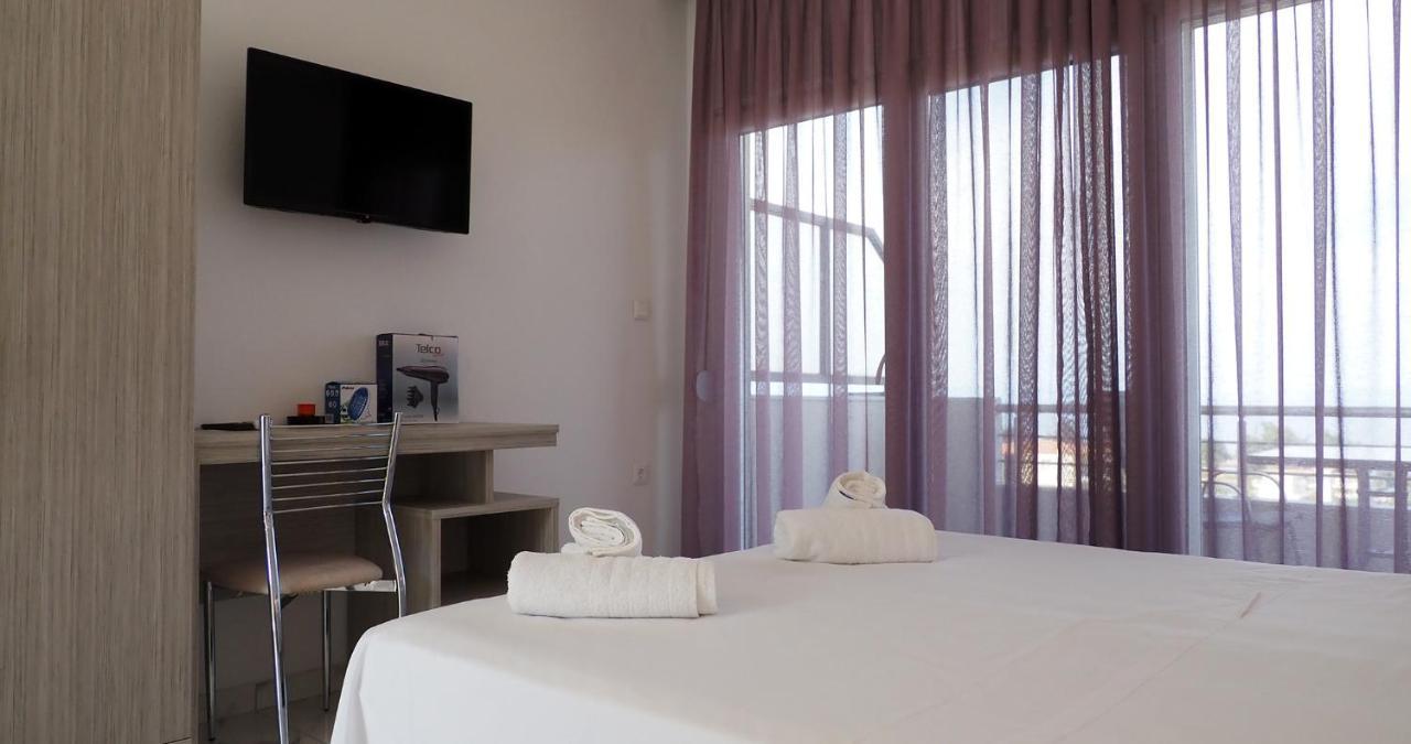 Valiant Sea Aparthotel Kriopigi Ngoại thất bức ảnh