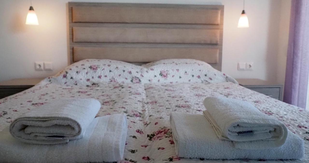 Valiant Sea Aparthotel Kriopigi Ngoại thất bức ảnh