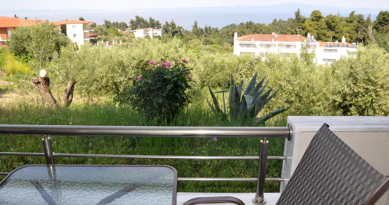 Valiant Sea Aparthotel Kriopigi Ngoại thất bức ảnh