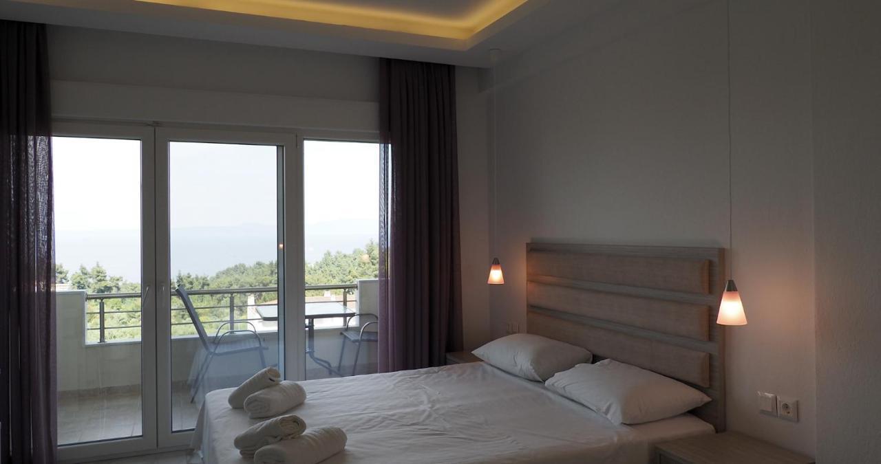 Valiant Sea Aparthotel Kriopigi Ngoại thất bức ảnh