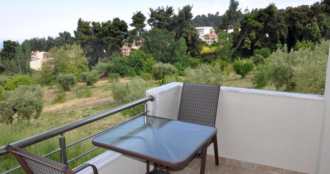 Valiant Sea Aparthotel Kriopigi Ngoại thất bức ảnh