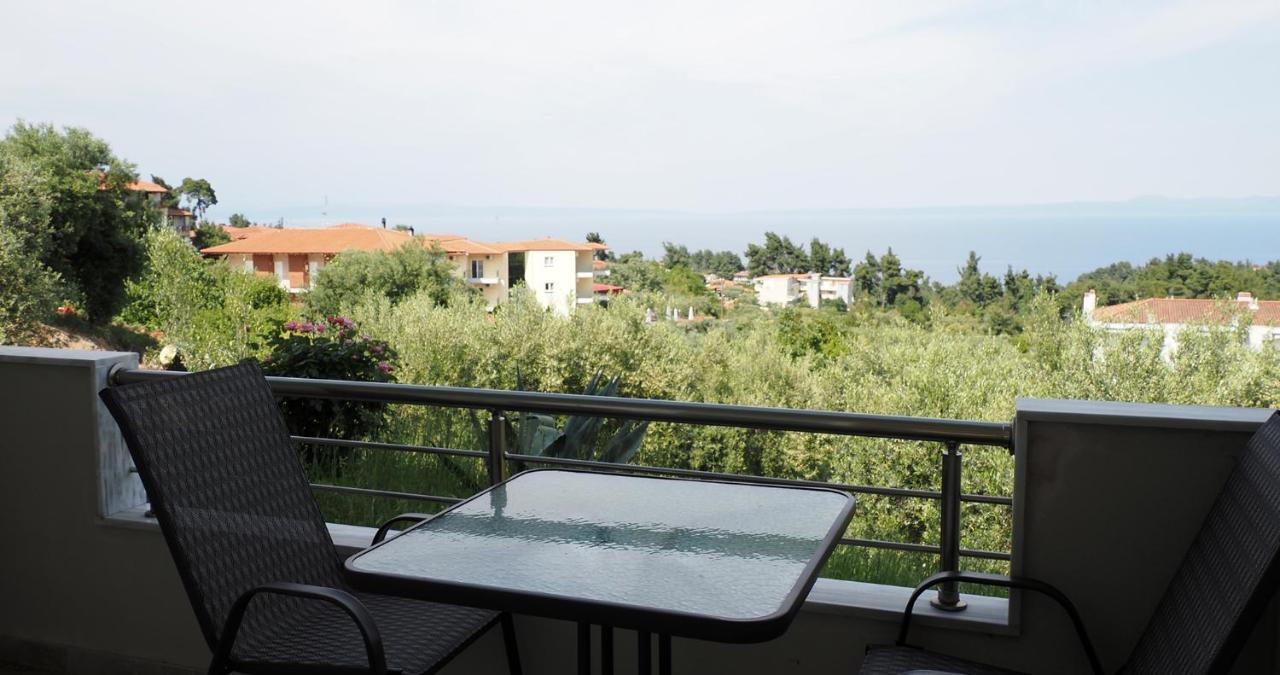 Valiant Sea Aparthotel Kriopigi Ngoại thất bức ảnh