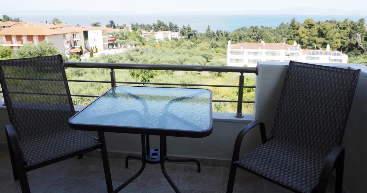 Valiant Sea Aparthotel Kriopigi Ngoại thất bức ảnh