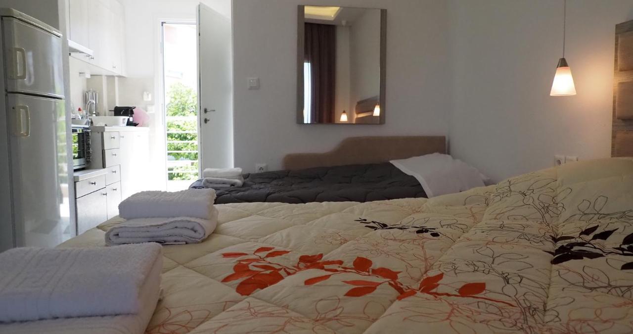 Valiant Sea Aparthotel Kriopigi Ngoại thất bức ảnh