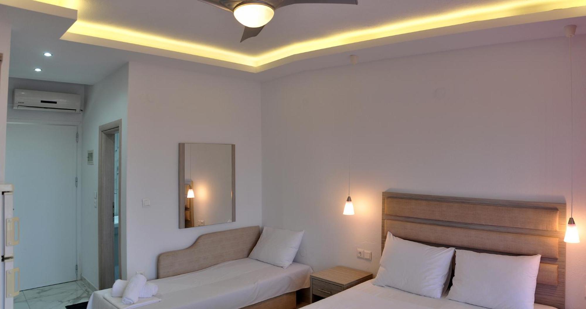 Valiant Sea Aparthotel Kriopigi Phòng bức ảnh